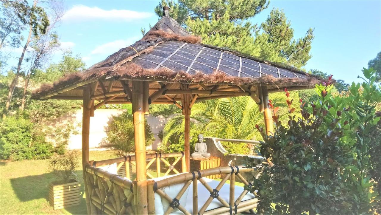 Hotel Les Jardins De Bormes, Sauna & Jacuzzi Exteriör bild