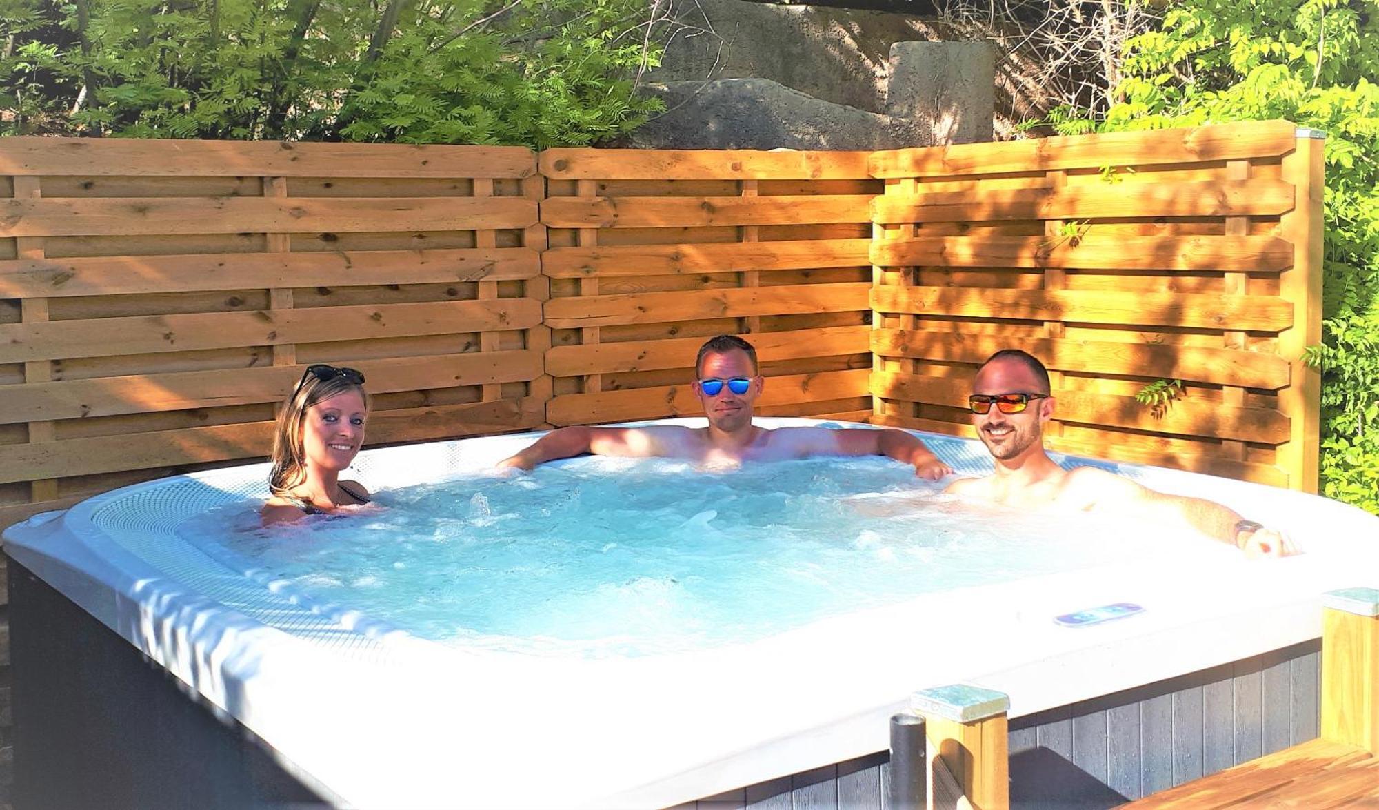 Hotel Les Jardins De Bormes, Sauna & Jacuzzi Exteriör bild