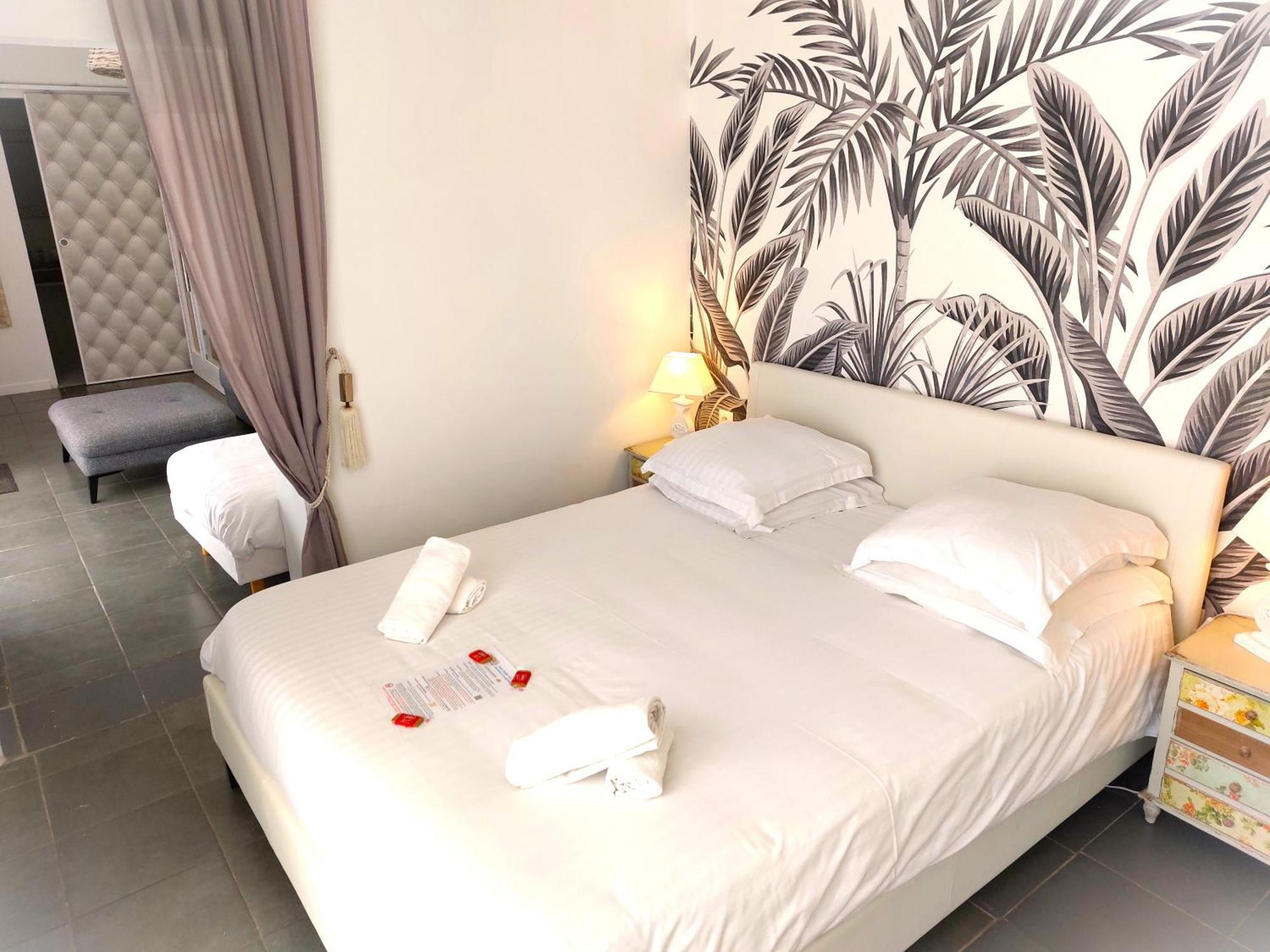 Hotel Les Jardins De Bormes, Sauna & Jacuzzi Rum bild